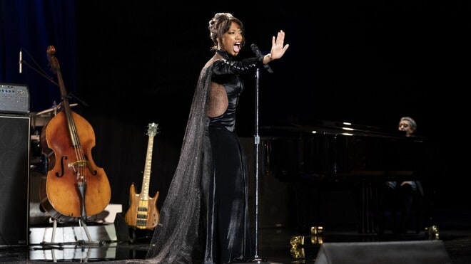 Whitney Houston : I Wanna Dance With Somebody