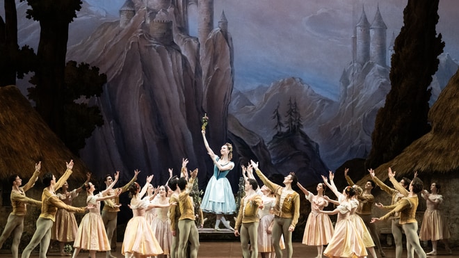 GISELLE (Opéra National de Paris)
