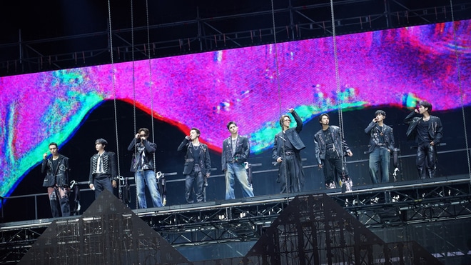SEVENTEEN WORLD TOUR 'NEW_'